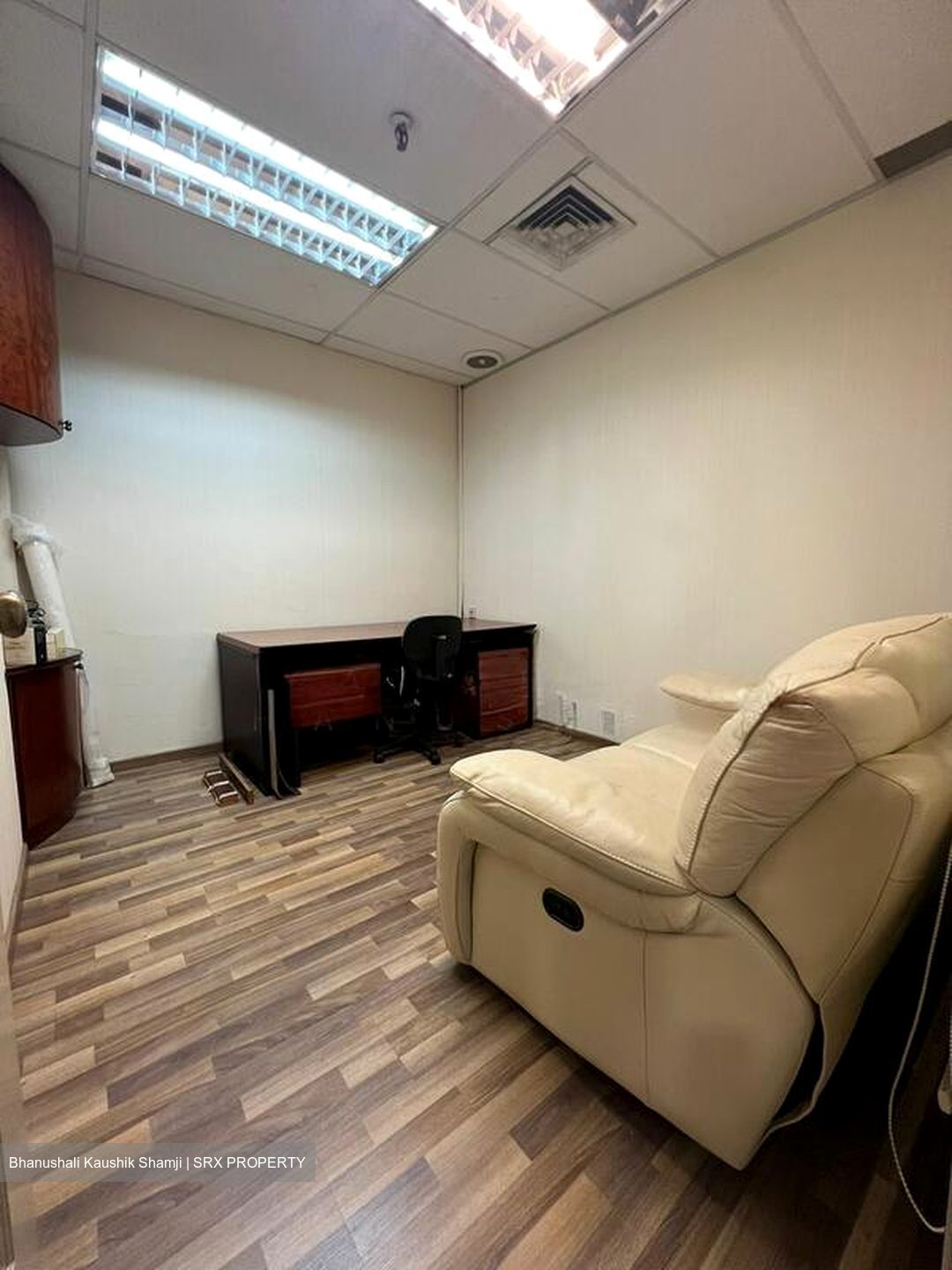Textile Centre (D7), Office #514267481